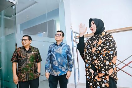 Banda Aceh Academy, Wamenkomdigi, anber